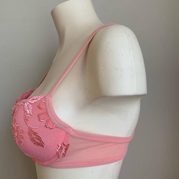 La Senza pink floral bra - Picture 2 of 4